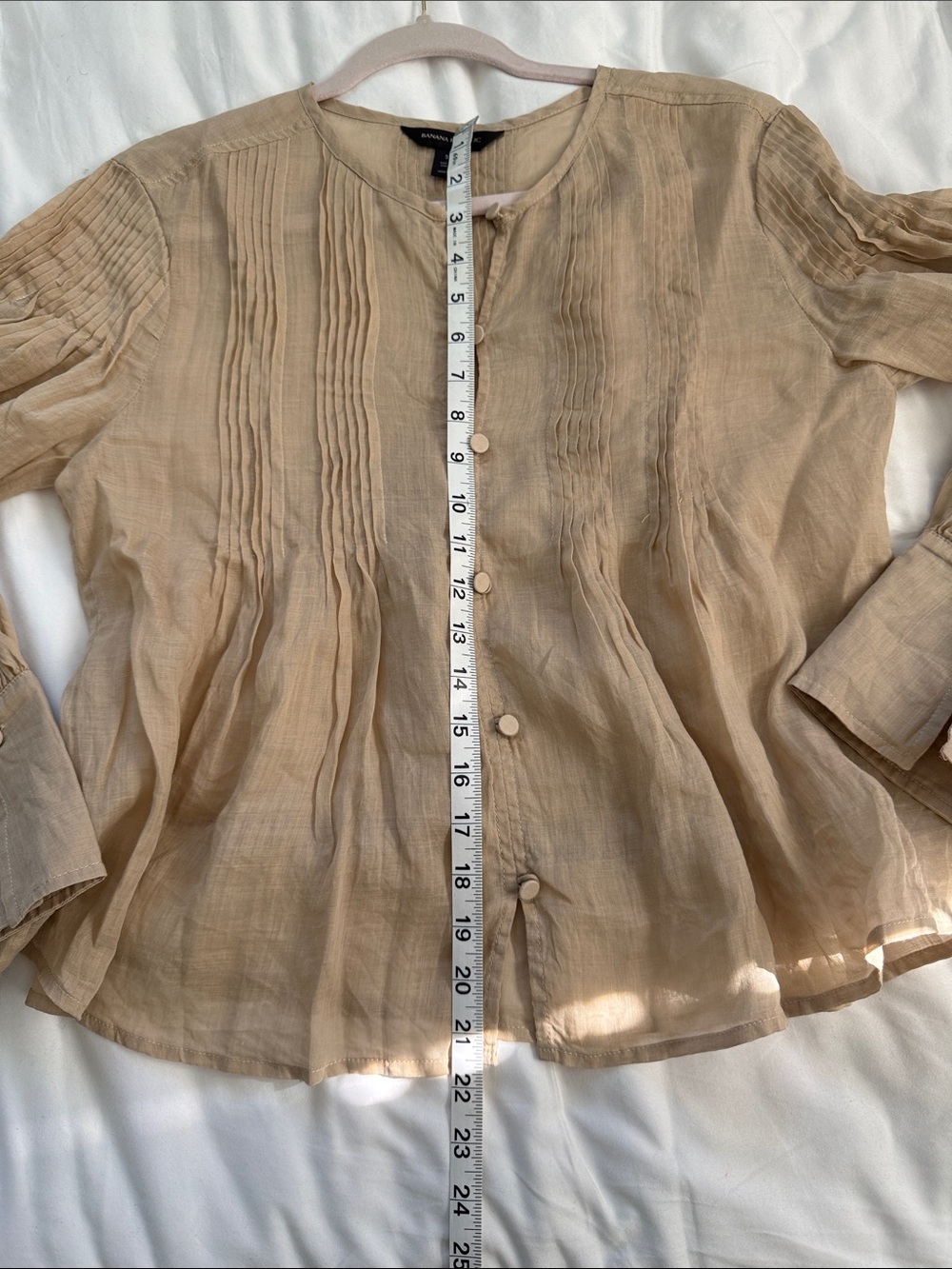 Banana Republic Beige 100% Ramie Pintuck Button-Front Blouse - Picture 6 of 10